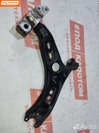 Рычаг передний правый нижний Volkswagen Tiguan