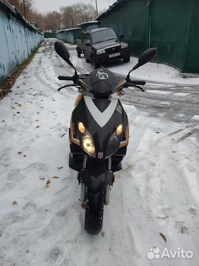 Скутер Stels Vortex