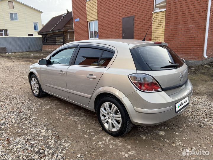 Opel Astra 1.8 AT, 2008, 184 190 км