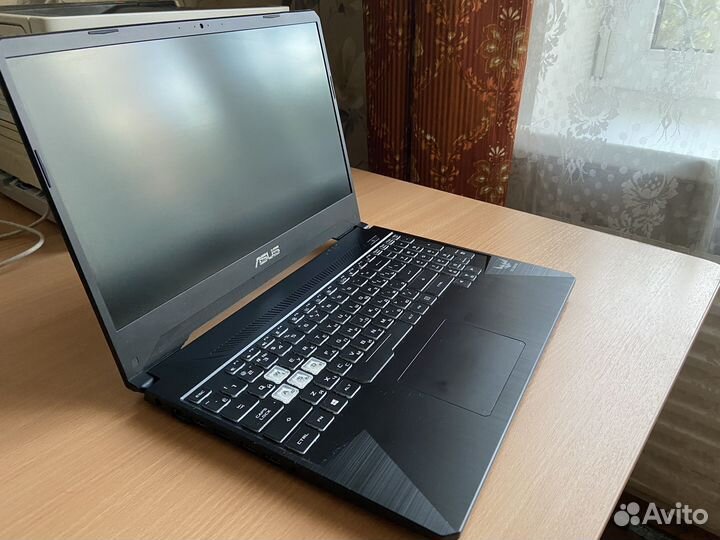 Ноутбук asus