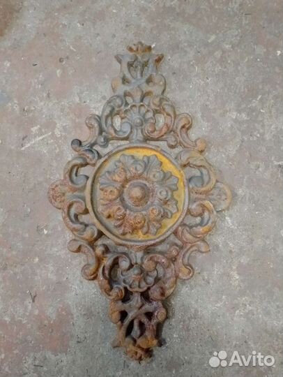 Чугунная накладка декоративная