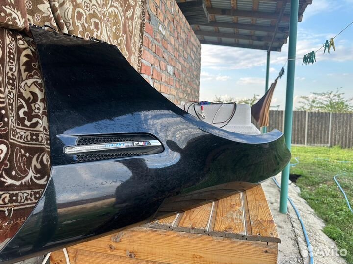 Крыло переднее левое