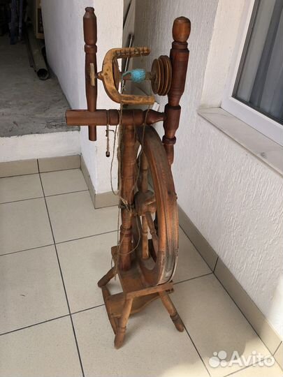 Прялка старинная