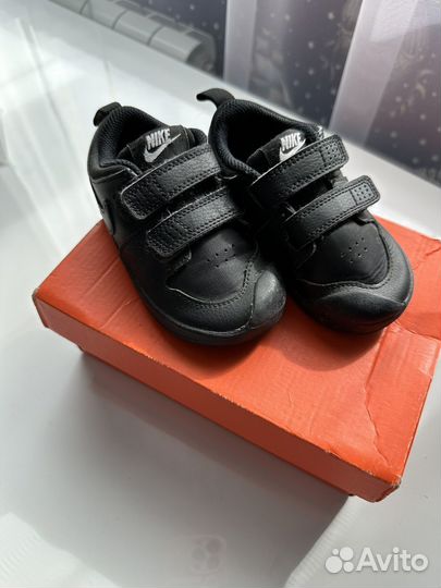 Кроссовки nike детские 23,5