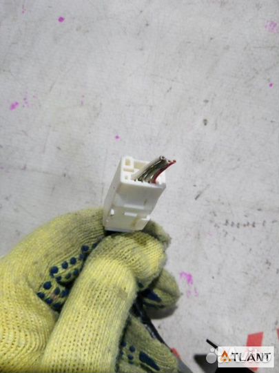 Камера заднего вида mazda MPV