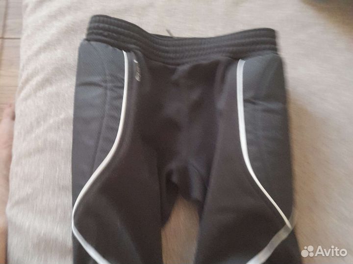 Спортивные штаны для игры в футбол и тренировки