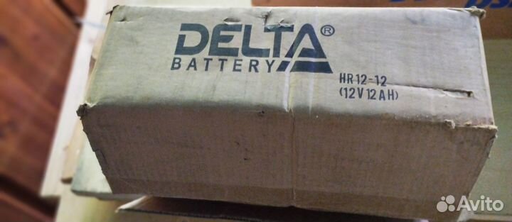 Аккумуляторная батарея Delta HR 12-12 (12V / 12Ah)