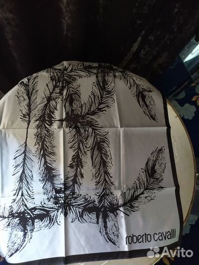 Итальянский шелковый платок Roberto Cavalli