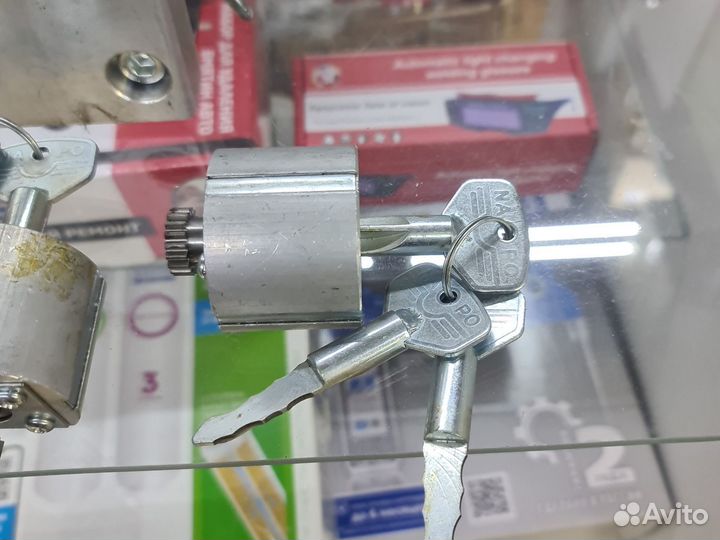 Чкаловский замок и секретки к ним