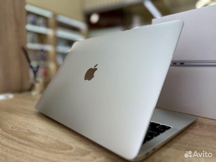 MacBook Air 13 m1 2020