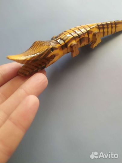 Фигурка крокодил дерево Тунис