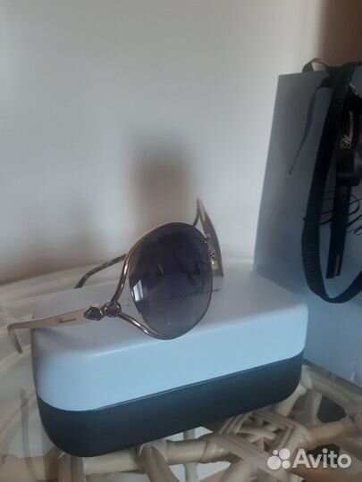 Солнцезащитные очки Blumarine