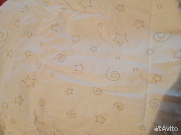 Бортик на кровать