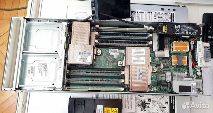 Сервер HP ProLiant BL460c gen7