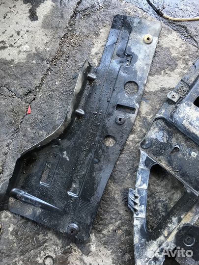 Пыльник переднего бампера Chevrolet Cruze