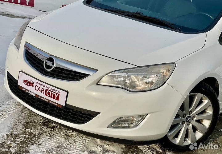 Opel Astra 1.6 МТ, 2012, 136 000 км