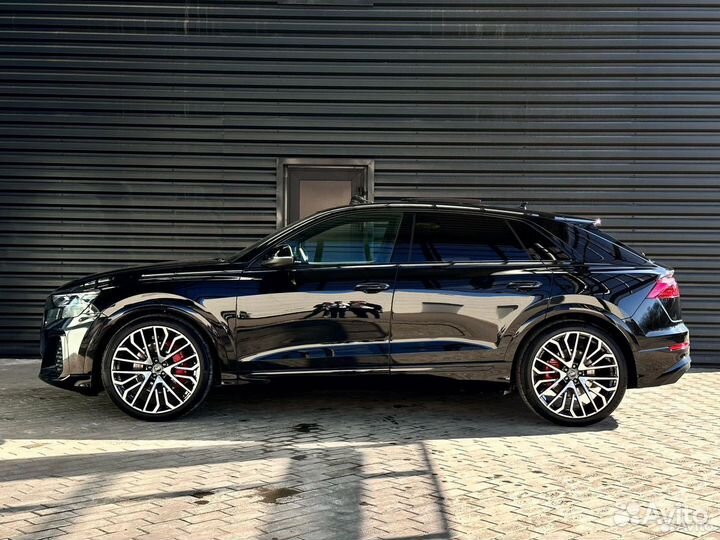 Audi Q8 3.0 AT, 2024