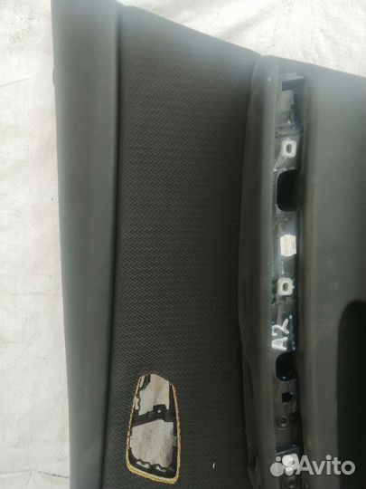 Обшивки передних дверей BMW 3 E90 дорест