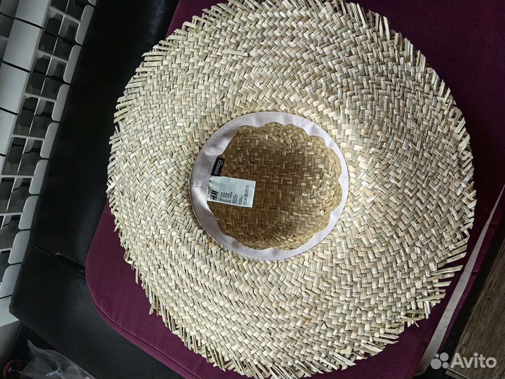 Шляпа женская соломенная