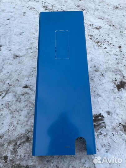 Капот для трактора мтз82