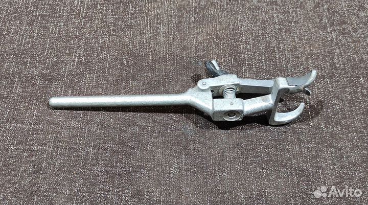 Третья рука на штатив (захват, струбцина)