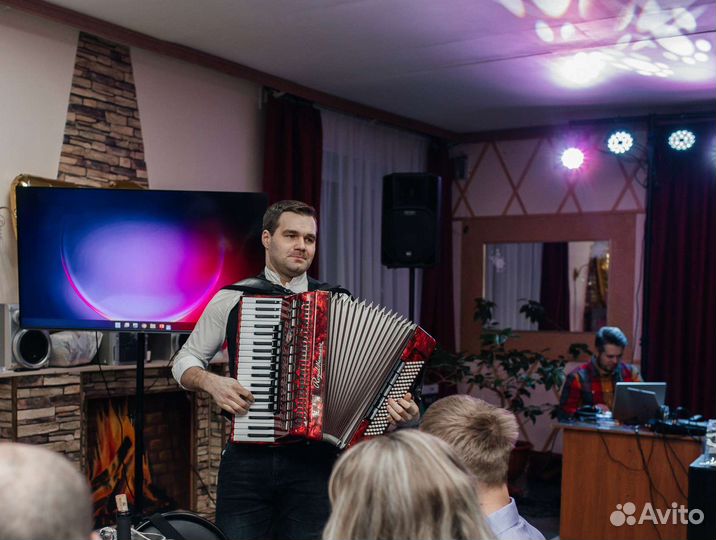 Баянист-гармонист-аккордеонист на праздник