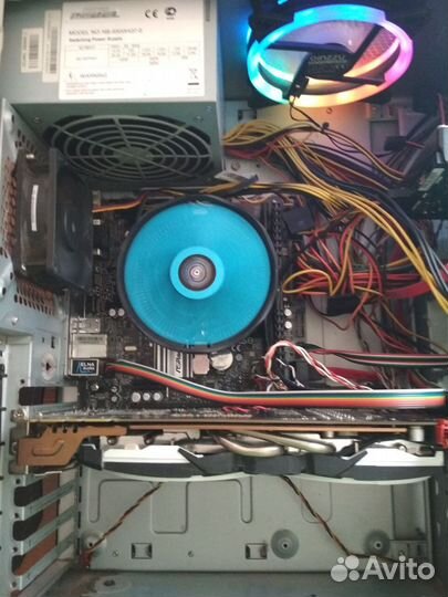 Процессор Intel Pentium G5400 Socet 1151v2