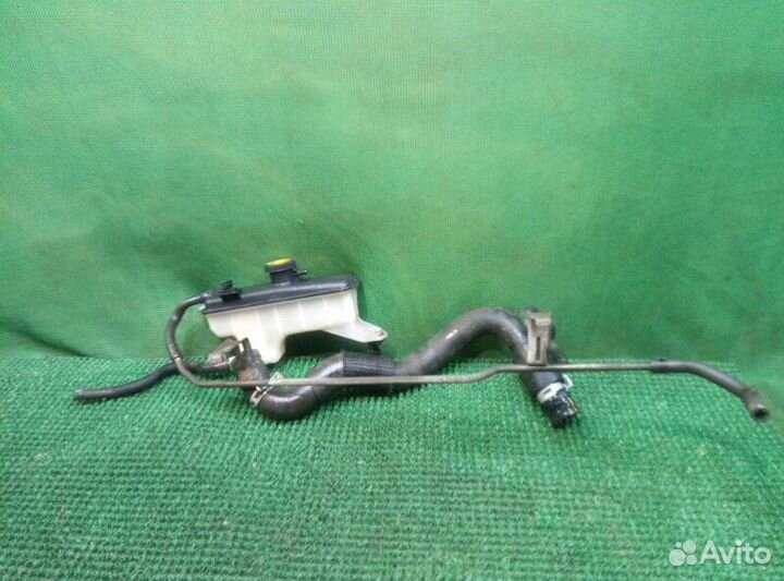 Бачок расширительный Toyota Rav4 30 ACA3# 2azfe