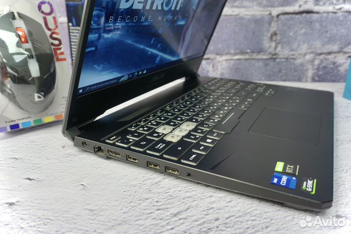 Игровой ноутбук Asus TUF Gaming на RTX / SSD