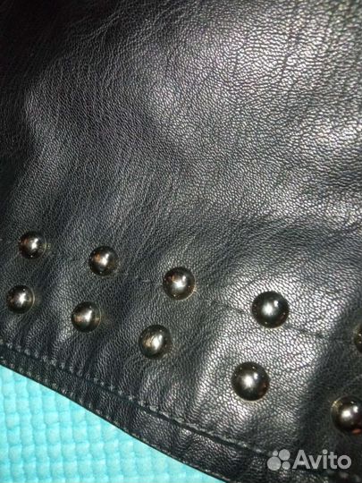 Кожаные шорты