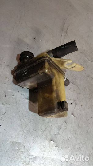 Бачок гидроусилителя Ford Focus 2 2008