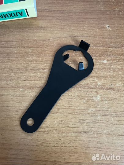 Открыватель для катушки пленки 35мм