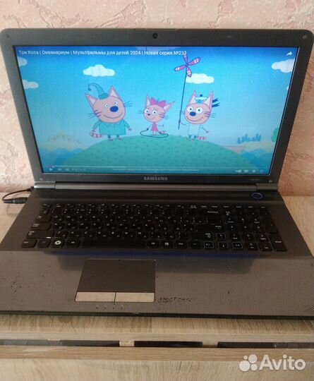 Ноутбук Samsung Core i3