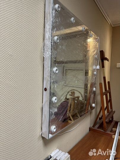 Гримерное зеркало с лампочками новое