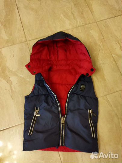 Двухсторонняя теплая безрукавка