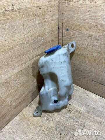 Бачок омывателя Volkswagen Golf 4 B52