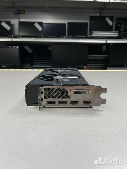 Видеокарта Sapphire Nitro+ Radeon RX 580 4Gb