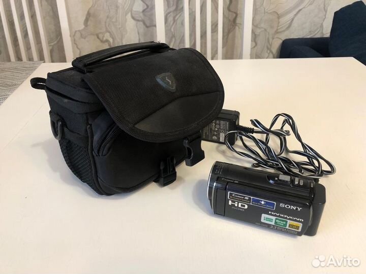 Видеокамера sony handycam