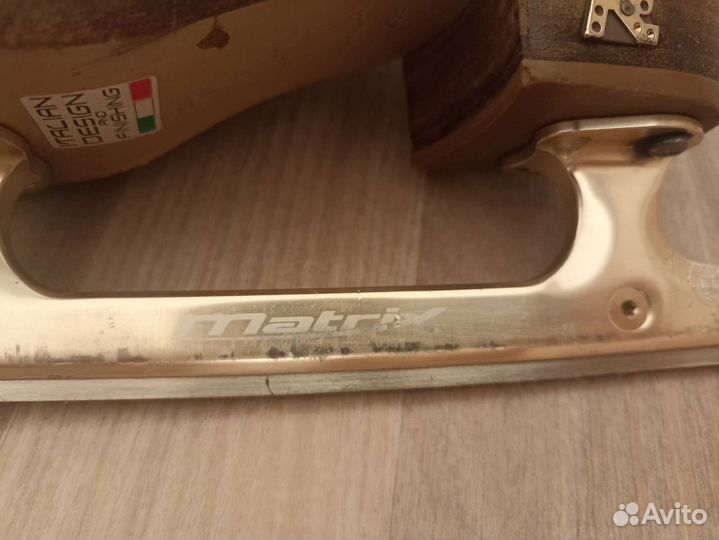 Фигурные коньки risport