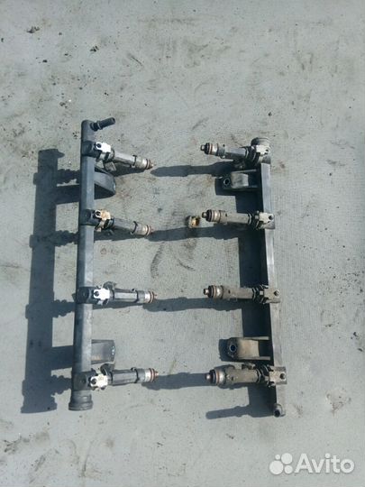 Топливная форсунка рампа Рено Renault Логан Logan