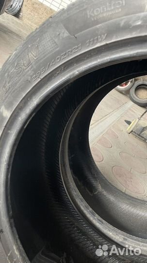 Hankook Dynamic 4x4 295/40 R21