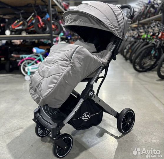 Прогулочная коляска luxmom t9