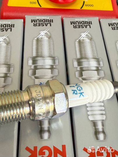 Свечи зажигания иридиевые NGK 96621 iltr6G8G