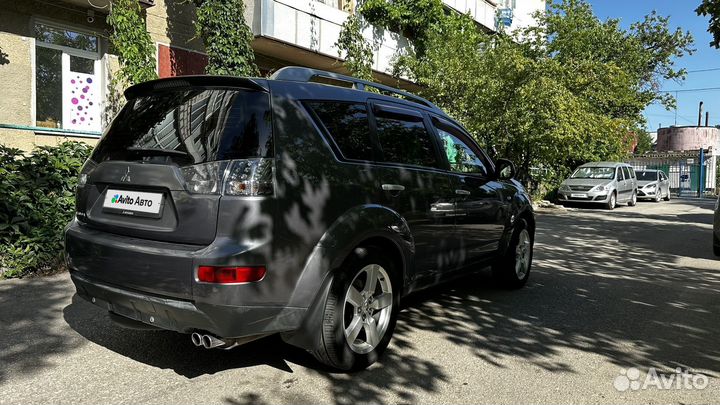 Mitsubishi Outlander 3.0 AT, 2008, 251 300 км