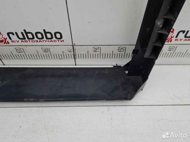 Рамка радиатора Bmw X5 E70 N52B30AF 2007