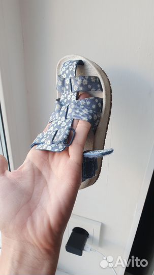 Сандалии для девочки
