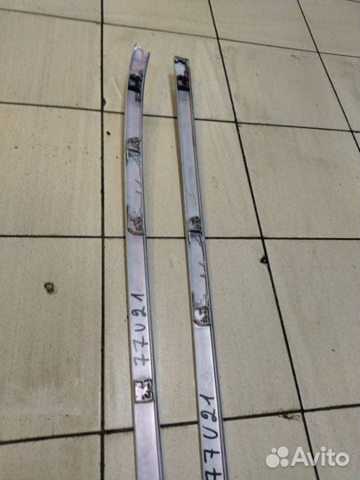 Молдинг крыши Citroen Ds3