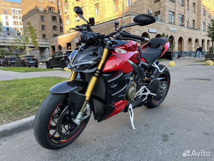 Ducati streetfighter V4S