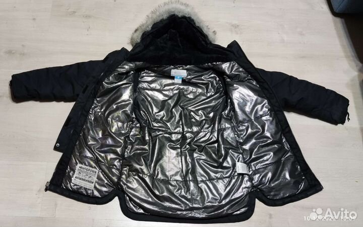 Куртка Columbia размер М (9-11 лет)