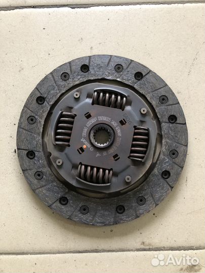 Маховик корзина диск сцепления Mitsubishi Colt Z30